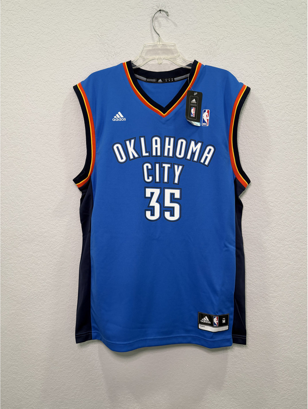 NEW Oklahoma City Thunder Kevin Durant #35 Adidas Jersey - M